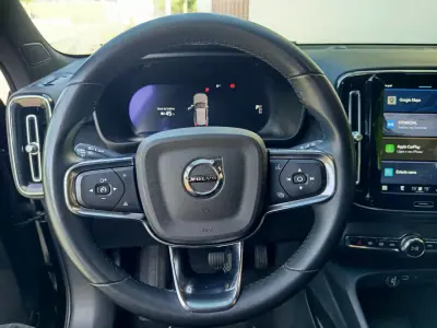 Volvo XC 40 2023 - 30750 EUR, 35600 km - 35600km - foto 18 de 18