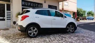 Opel Mokka X 2014 - 9500 EUR, 216485 km - AUTO.MOTO.pt - 216485km - foto 4 de 21
