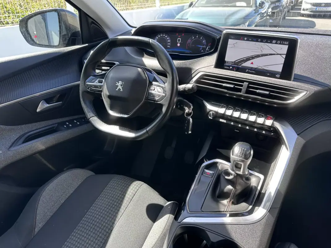 Peugeot 3008 2019 - 13900 EUR, 180724 km - AUTO.MOTO.pt - 180724km - foto 15 de 34