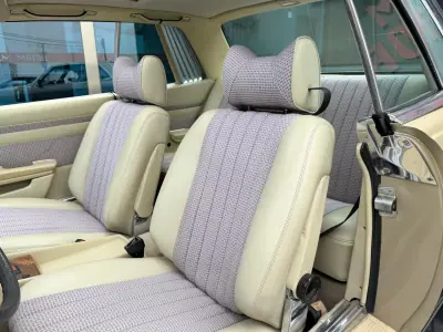 Mercedes-Benz SLC 180 1977 - 29900 EUR, 84000 km - AUTO.MOTO.pt - 84000km - foto 5 de 12