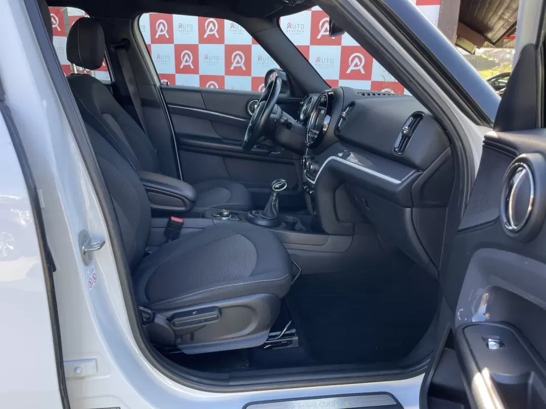 MINI Countryman 2018 - 21490 EUR, 108620 km - AUTO.MOTO.pt - 108620km - foto 13 de 22