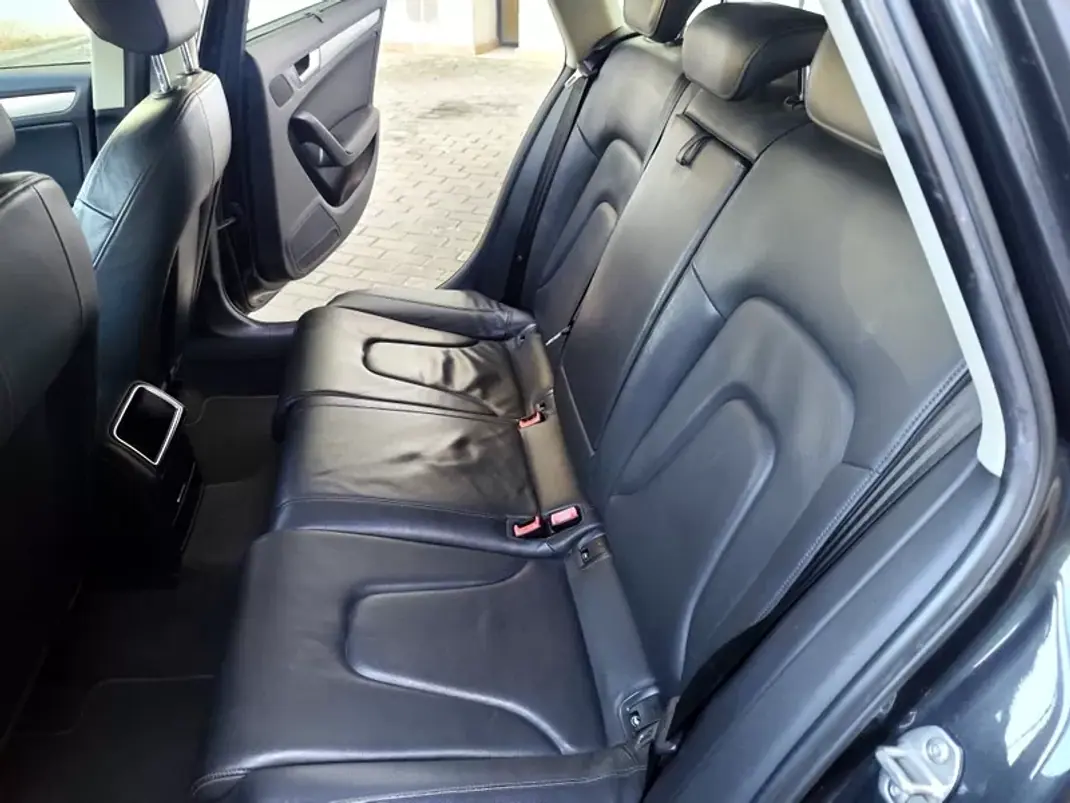 Audi A4 Avant 2010 - 10980 EUR, 243000 km - 243000km - foto 16 de 33