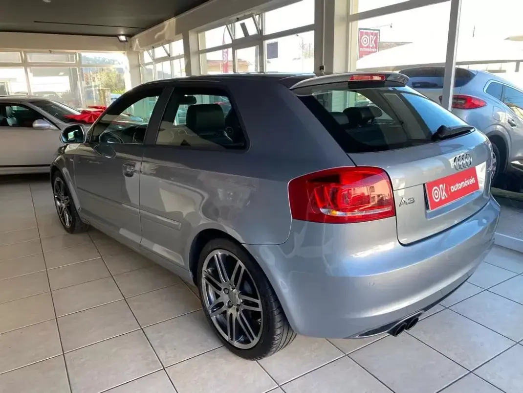 Audi A3 2010 - 12490 EUR, 259207 km - AUTO.MOTO.pt - 259207km - foto 28 de 33