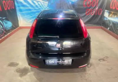 Fiat Punto 2018 - 8500 EUR, 105000 km - AUTO.MOTO.pt - 105000km - foto 12 de 41
