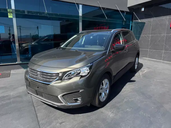 Peugeot 5008 2019 - 16500 EUR, 119000 km - AUTO.MOTO.pt - 119000km - foto 5 de 10