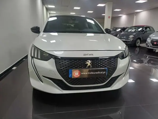 Peugeot 208 PureTech 130 EAT8 GT Pack 2021 Gasolina