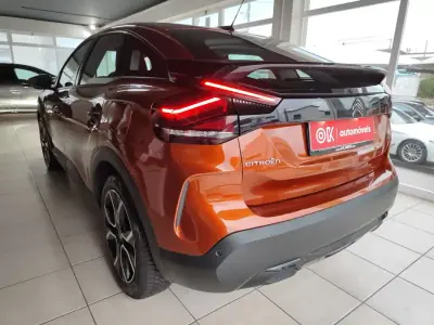 Citroën e-C4 2022 - 18500 EUR, 29900 km - AUTO.MOTO.pt - 29900km - foto 7 de 32