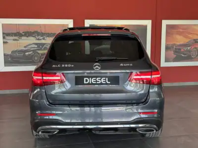 Mercedes-Benz GLC 250 2016 - 34990 EUR, 117193 km - AUTO.MOTO.pt - 117193km - foto 11 de 23