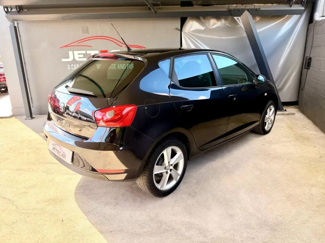 SEAT Ibiza 2011 - 6990 EUR, 243541 km - AUTO.MOTO.pt - 243541km - foto 4 de 15