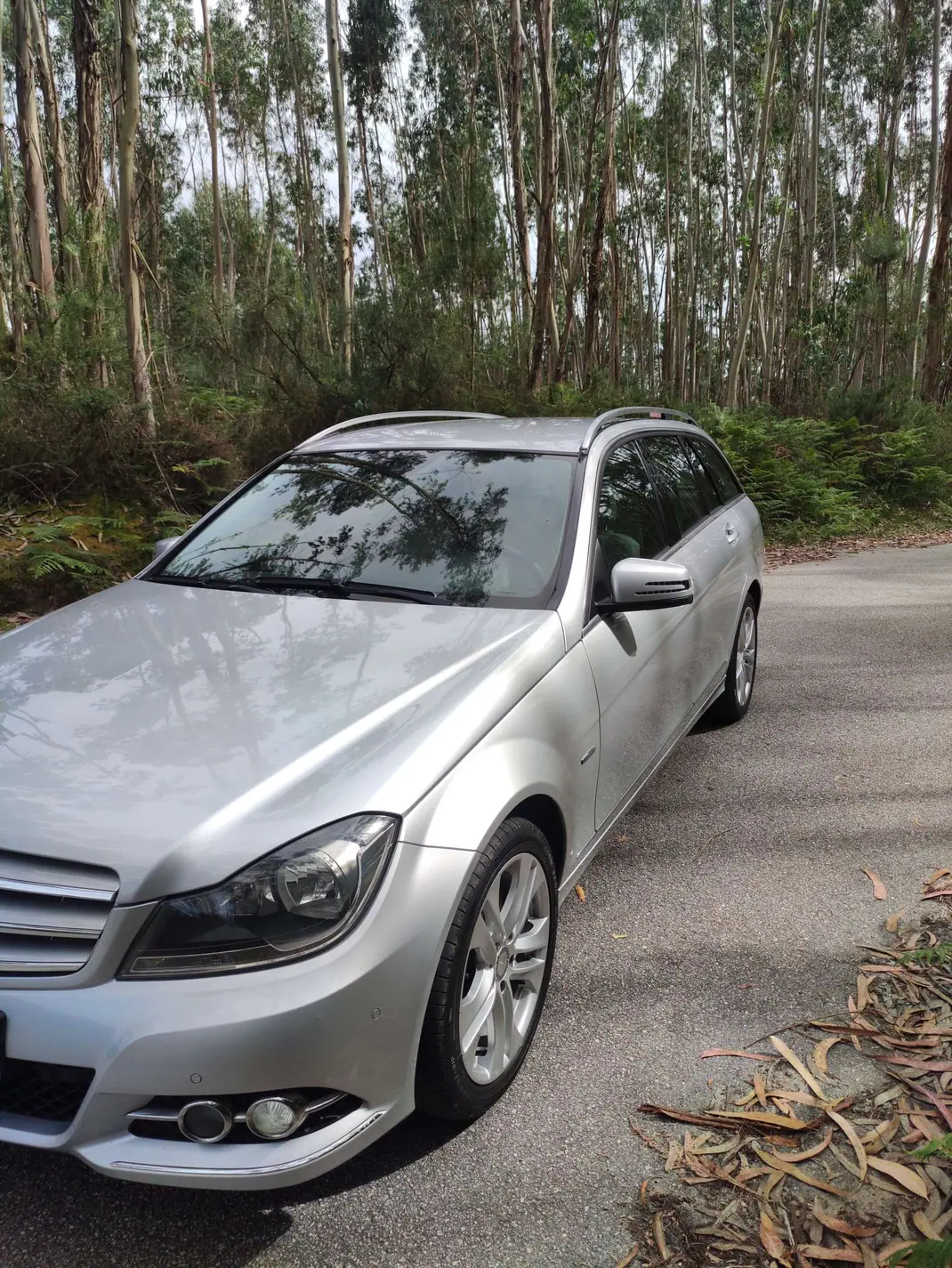 Mercedes-Benz C 200 2011 - 9250 EUR, 298500 km - AUTO.MOTO.pt - 298500km - foto 2 de 11