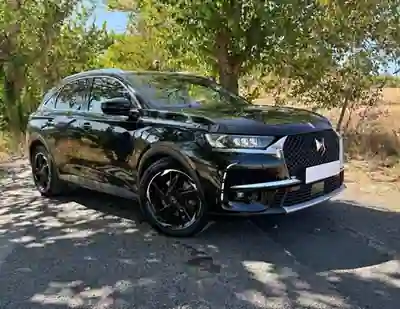 DS DS7 2020 - 23500 EUR, 127800 km - 127800km - foto 1 de 8