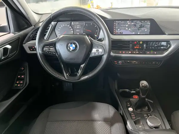 BMW 116 2021 - 18600 EUR, 139493 km - AUTO.MOTO.pt - 139493km - foto 9 de 24