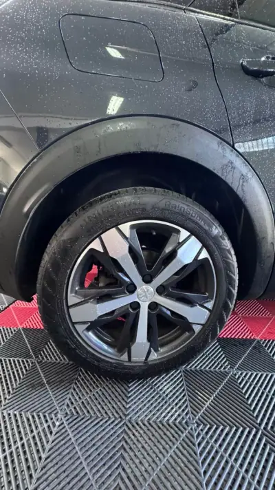 Peugeot 3008 2018 - 18900 EUR, 115000 km - AUTO.MOTO.pt - 115000km - foto 9 de 46