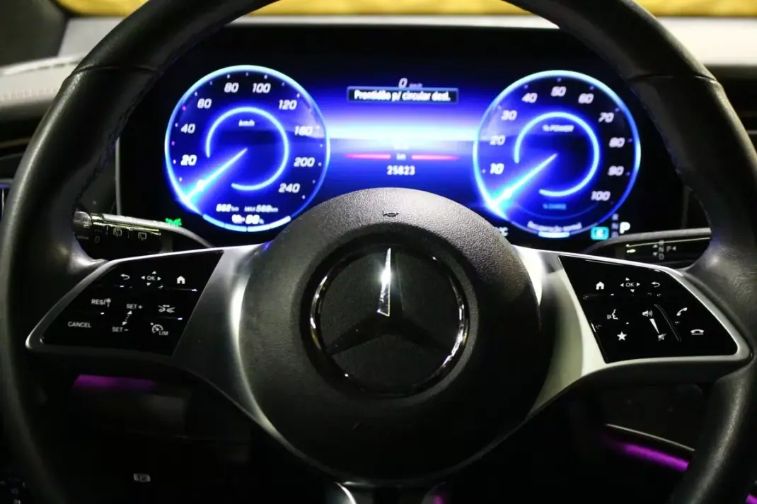 Mercedes-Benz EQE 2025 - 58900 EUR, 25000 km - AUTO.MOTO.pt - 25000km - foto 22 de 42