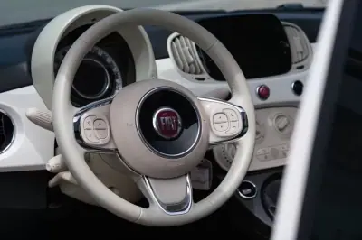 Fiat 500C 2020 - 10900 EUR, 89000 km - AUTO.MOTO.pt - 89000km - foto 9 de 19