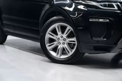 Land Rover EVOQUE 2016 — foto 4 de 45