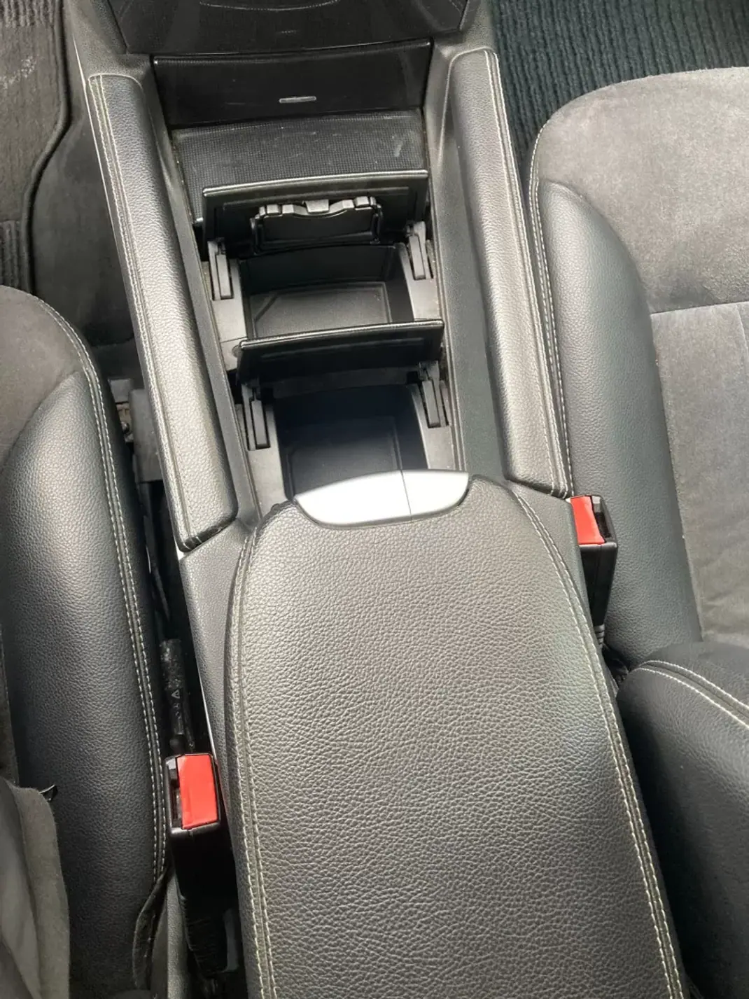 Mercedes-Benz ML 320 2006 - 16890 EUR, 170000 km - AUTO.MOTO.pt - 170000km - foto 10 de 20