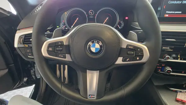 BMW 520 2017 - 19900 EUR, 342169 km - AUTO.MOTO.pt - 342169km - foto 44 de 68