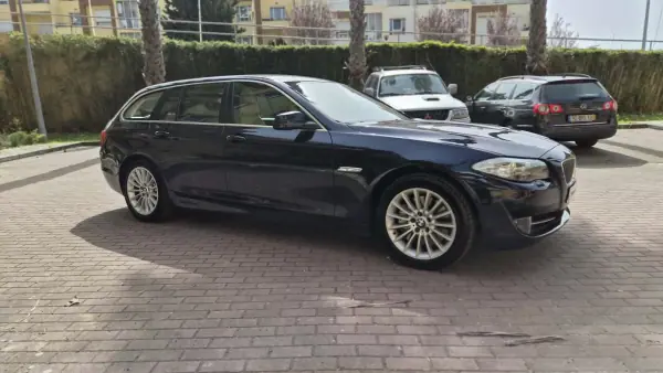 BMW 535 2013 - 18980 EUR, 238000 km - AUTO.MOTO.pt - 238000km - foto 10 de 23