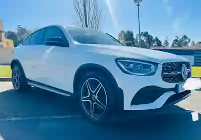 Mercedes-Benz GLC 300 2020 - 42750 EUR, 107000 km - AUTO.MOTO.pt - 107000km - foto 4 de 19