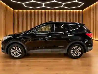 Hyundai Santa Fe 2015 — foto 5 de 15