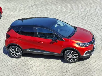Renault Captur 2019 - 13350 EUR, 79800 km - AUTO.MOTO.pt - 79800km - foto 12 de 27