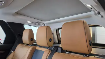 Land Rover Discovery 2017 - 34500 EUR, 161481 km - 161481km - foto 55 de 74