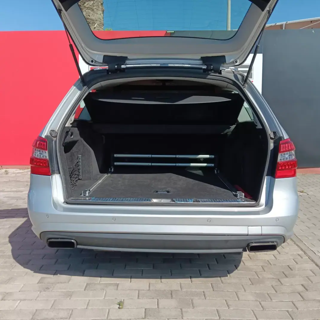 Mercedes-Benz E 300 2012 - 14500 EUR, 295499 km - 295499km - foto 10 de 29