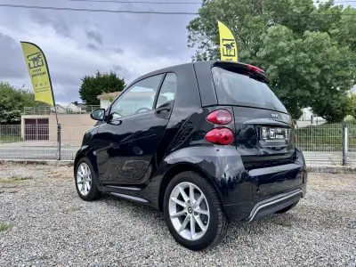 Smart ForTwo Coupé 2014 - 8490 EUR, 70363 km - AUTO.MOTO.pt - 70363km - foto 4 de 16