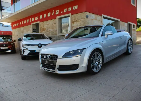 Audi TT Roadster 2009 - 12990 EUR, 216600 km - AUTO.MOTO.pt - 216600km - foto 2 de 28
