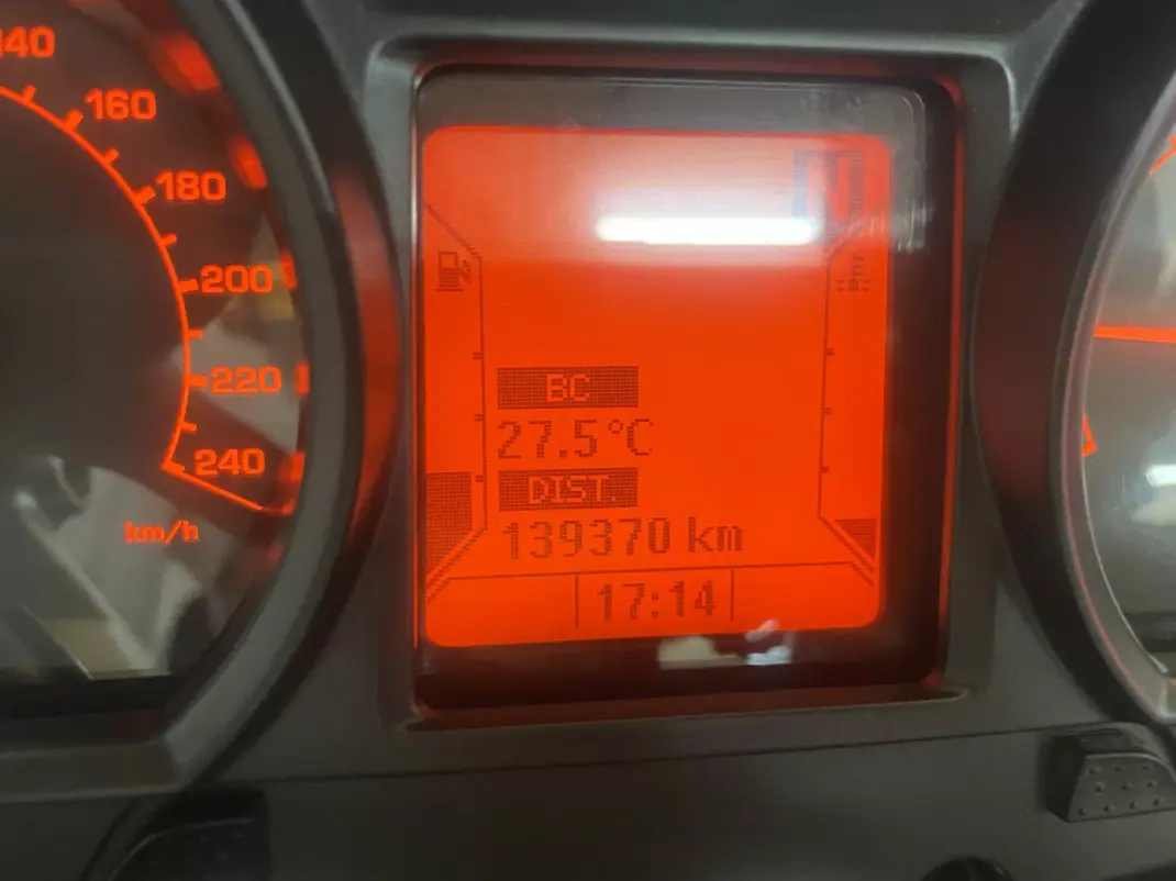 BMW R 1200 RT 2012 - 7950 EUR, 139370 km - 139370km - foto 12 de 21