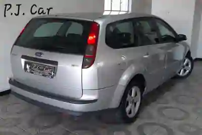 Ford Focus SW 2007 - 5500 EUR, 174000 km - AUTO.MOTO.pt - 174000km - foto 12 de 15