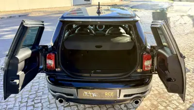 MINI Clubman 2008 - 8990 EUR, 134957 km - 134957km - foto 18 de 34