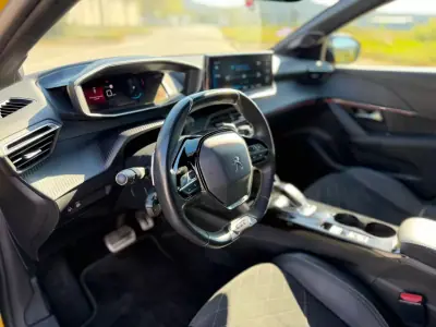 Peugeot 208 2022 - 16900 EUR, 69600 km - AUTO.MOTO.pt - 69600km - foto 14 de 21