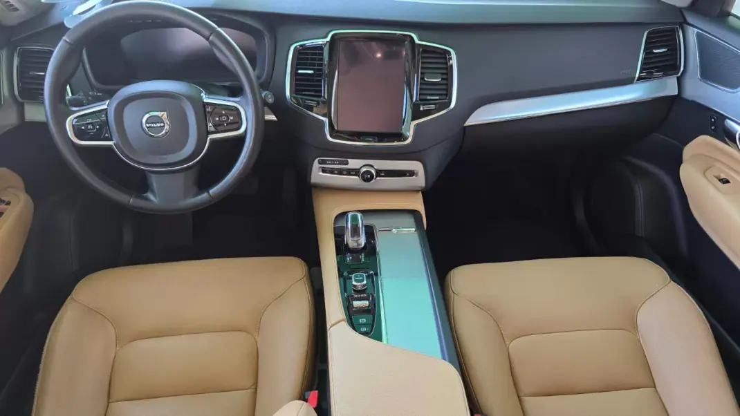 Volvo XC 90 2015 - 24500 EUR, 244798 km - 244798km - foto 18 de 28