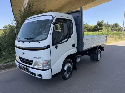 Toyota DYNA S 30.23 3.0 D4D AC+ ABS 2007 - 29490 EUR, 120000 km - 120000km - foto 1 de 19