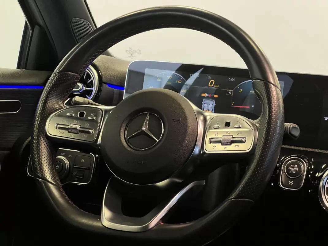 Mercedes-Benz A 180 2019 - 26990 EUR, 125000 km - AUTO.MOTO.pt - 125000km - foto 29 de 44