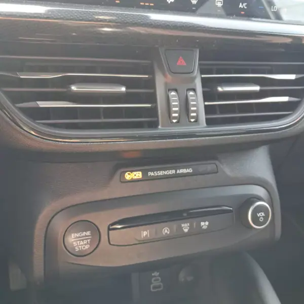 Ford Focus 2023 - 16350 EUR, 66000 km - 66000km - foto 13 de 15