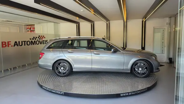 Mercedes-Benz C 180 2014 - 9900 EUR, 299370 km - AUTO.MOTO.pt - 299370km - foto 8 de 52