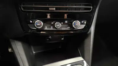 Opel Mokka 2023 - 21500 EUR, 35000 km - AUTO.MOTO.pt - 35000km - foto 16 de 19