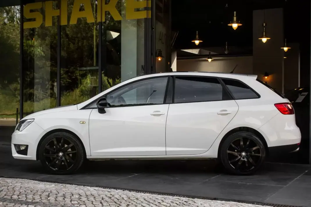 SEAT Ibiza ST 2014 - 9590 EUR, 100831 km - AUTO.MOTO.pt - 100831km - foto 2 de 31