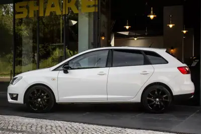 SEAT Ibiza ST 2014 - 9590 EUR, 100831 km - AUTO.MOTO.pt - 100831km - foto 2 de 31