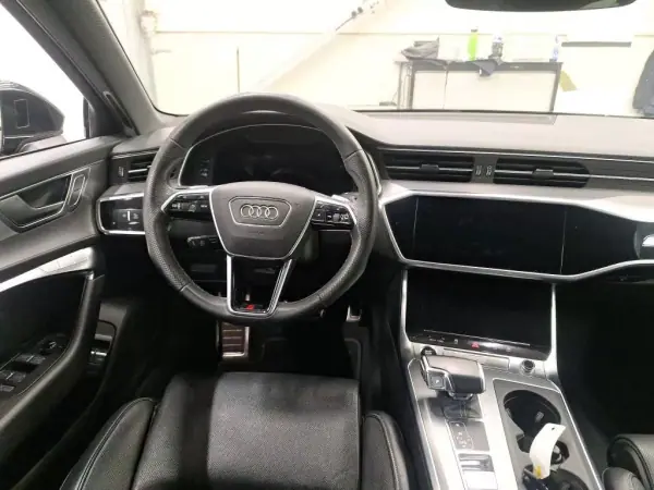 Audi A6 Avant 2021 - 36990 EUR, 109582 km - AUTO.MOTO.pt - 109582km - foto 4 de 7