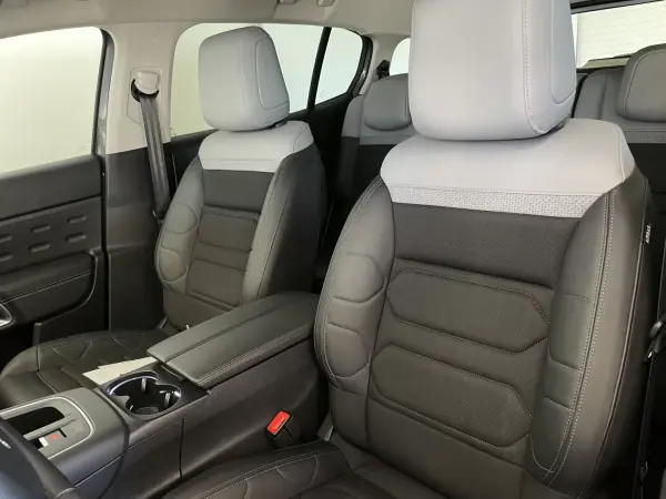 Citroën C5 Aircross 2025 - 31500 EUR, 33207 km - AUTO.MOTO.pt - 33207km - foto 20 de 21