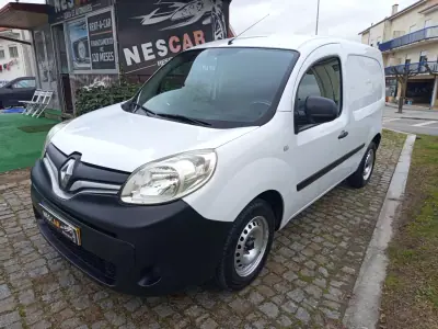 Renault Kangoo 1.5 Dci , 3 Lugares, Iva dedutivel 2016 - 9990 EUR, 102740 km - AUTO.MOTO.pt - 102740km - foto 2 de 10