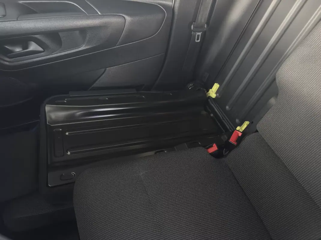Toyota PROACE City EXCLUSIVE 2022 - 16490 EUR, 80811 km - AUTO.MOTO.pt - 80811km - foto 11 de 21