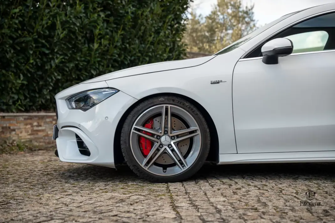 Mercedes-Benz CLA 45 AMG 2022 - 62000 EUR, 9000 km - AUTO.MOTO.pt - 9000km - foto 9 de 39