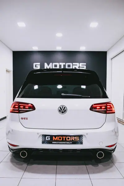 Volkswagen Golf 2016 - 29900 EUR, 137000 km - AUTO.MOTO.pt - 137000km - foto 8 de 19