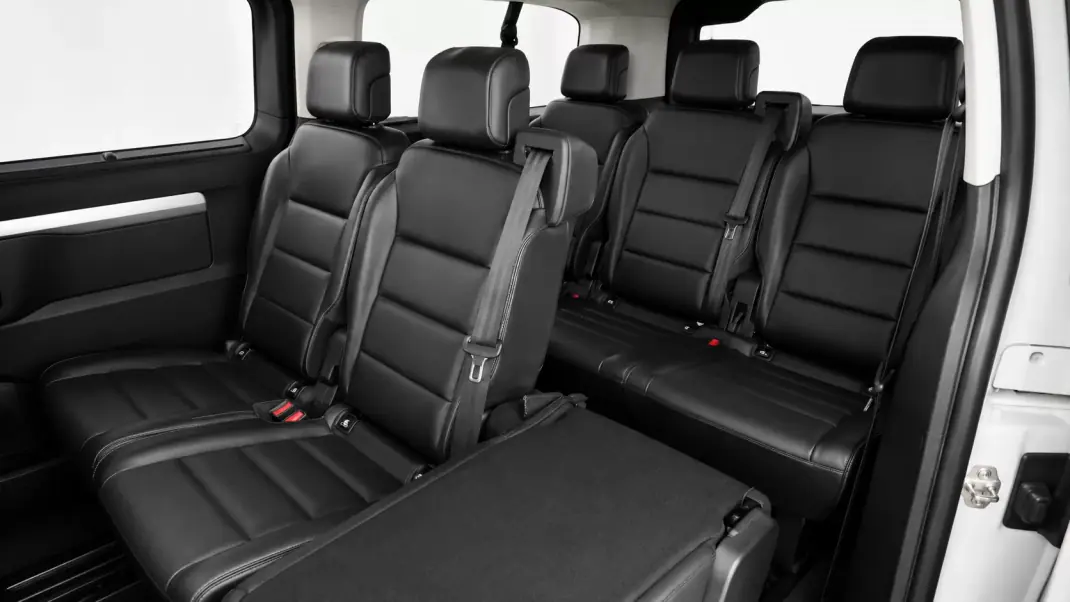 Peugeot e-Traveller 2023 - 20324 EUR, 210000 km - 210000km - foto 9 de 10