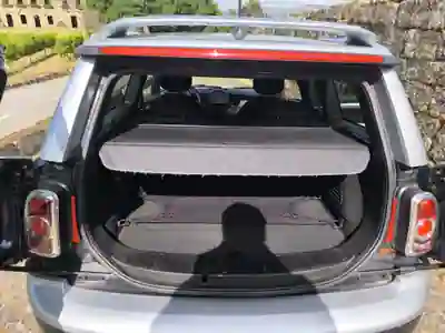 MINI Clubman 2013 - 9000 EUR, 185000 km - AUTO.MOTO.pt - 185000km - foto 12 de 12